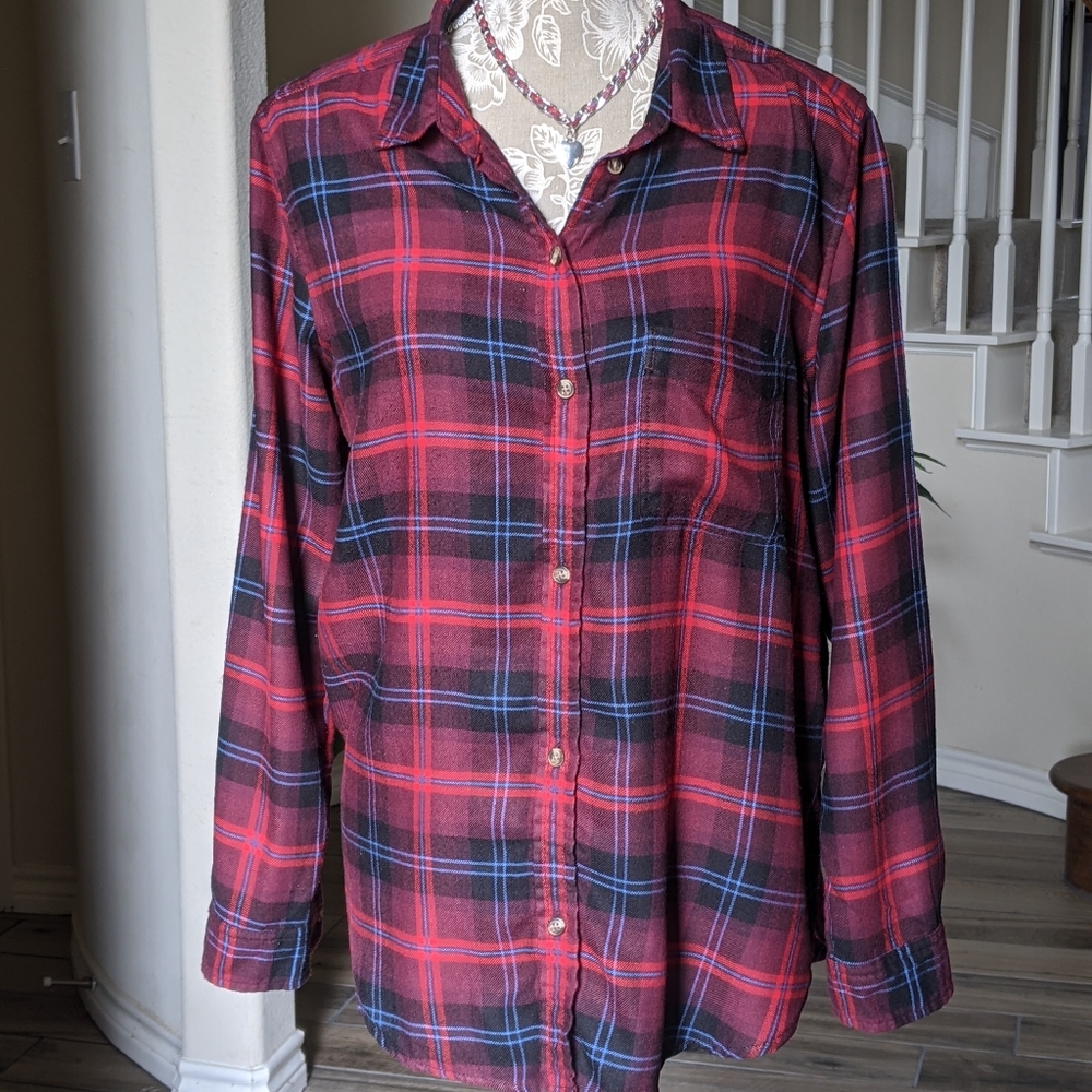 American Eagle Red Plaid Boyfriend Shirt sz L